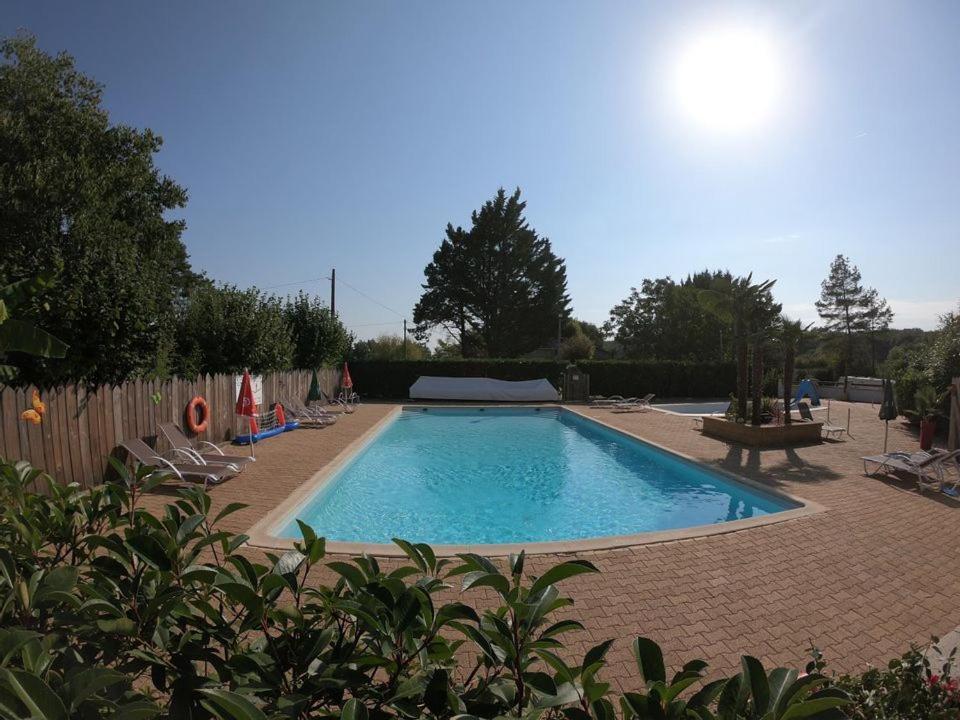 Camping Maeva Escapades Au P'Tit Bonheur Peyrillac-et-Millac エクステリア 写真