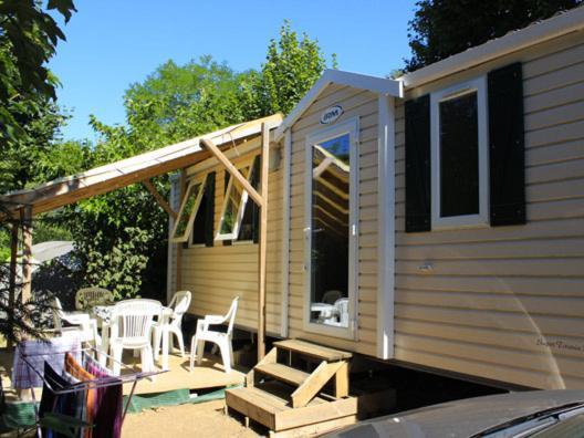 Camping Maeva Escapades Au P'Tit Bonheur Peyrillac-et-Millac エクステリア 写真